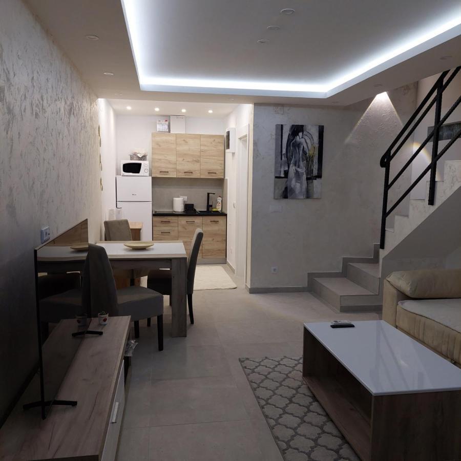 Apartman Lux Jelena Surčin Kültér fotó